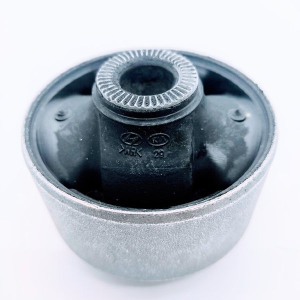 BUJE GRANDE DE LA TIJERA PARA HYUNDAI GRAND STAREX H1 2016 - Imagen 3